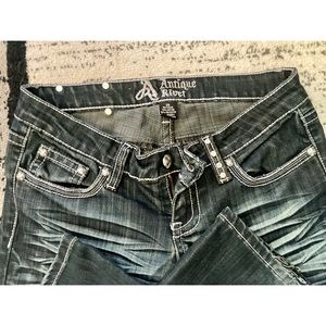 Antique Rivet - Women’s size 28